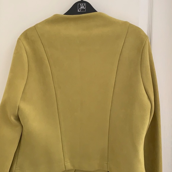 New Joseph ribkoff jacket - Picture 5 of 10